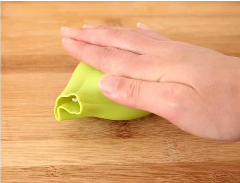 Effortless Garlic Stripping Tool for Kitchen